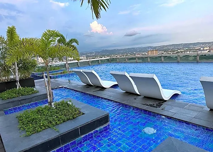 호텔 King Bed, Sauna, Gym & Captivating Views